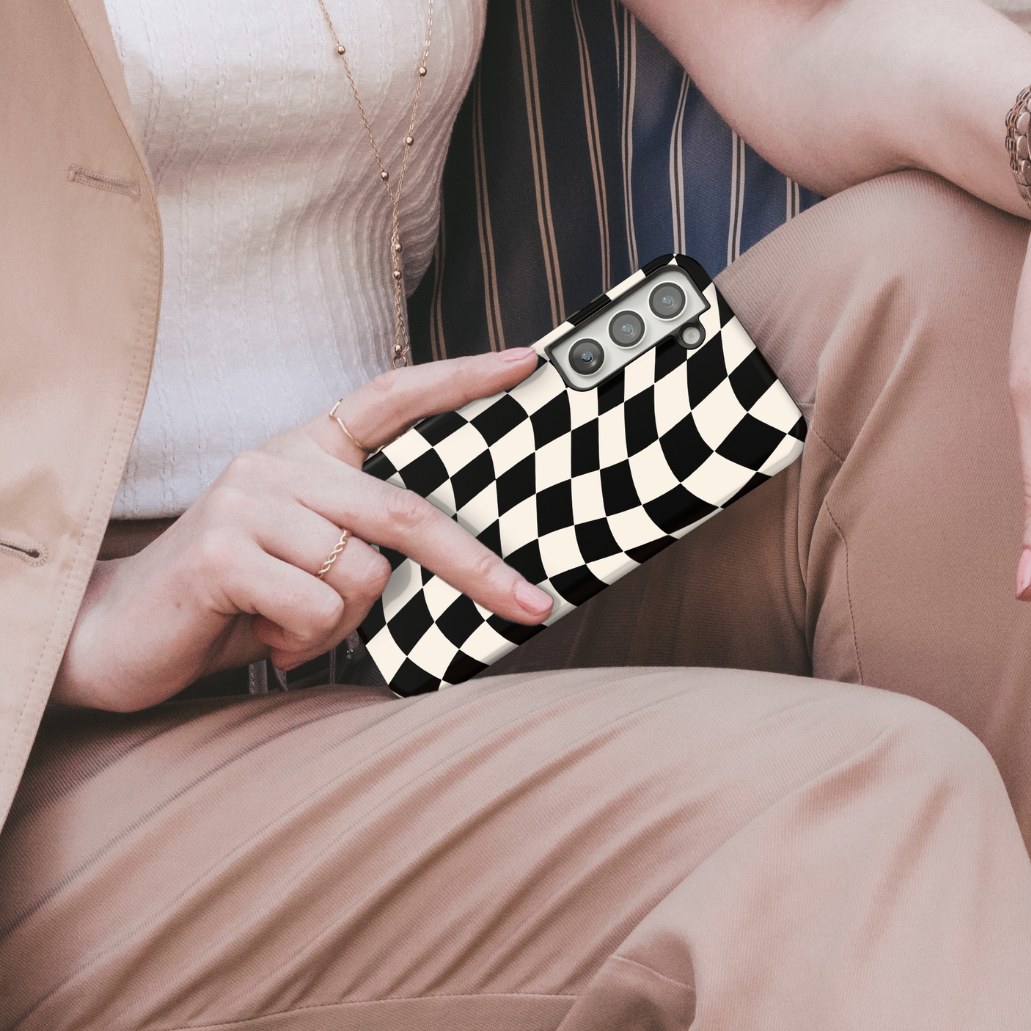 Onyx Wavy Checkers II Galaxy Case