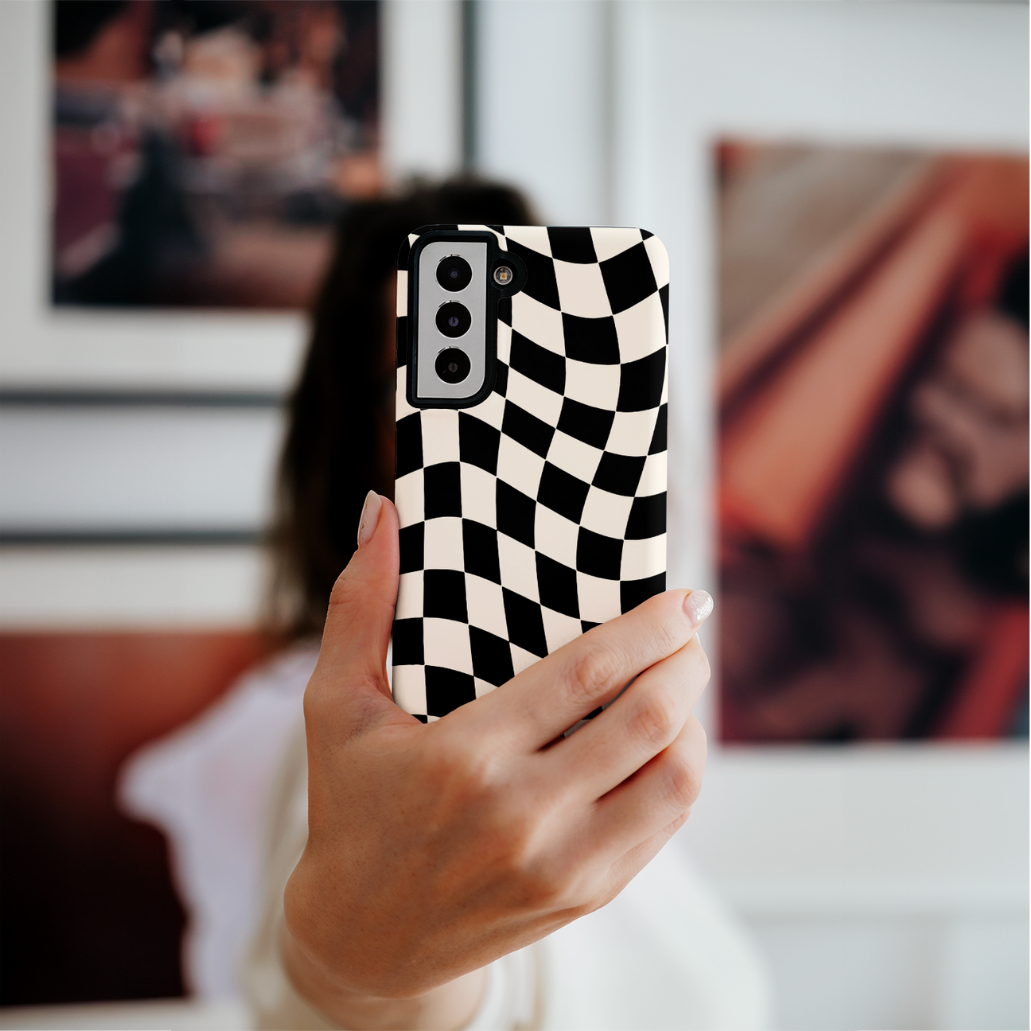 Onyx Wavy Checkers II Galaxy Case