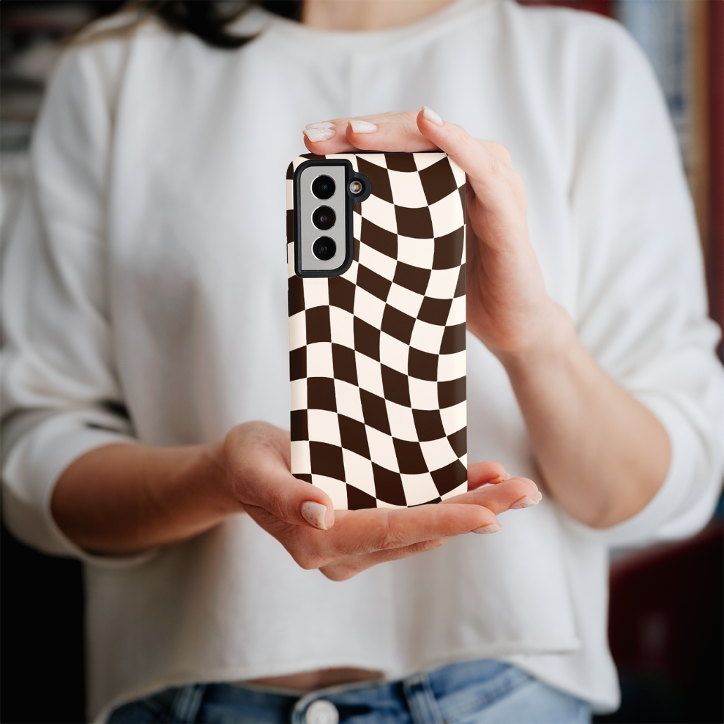 Espresso Wavy Checkers II Galaxy Case